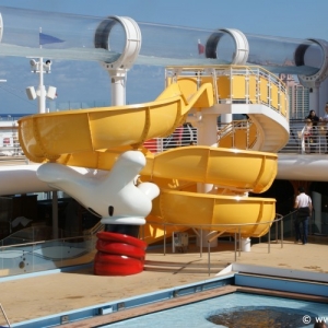 Disney_Dream_Cruise_Ship_038