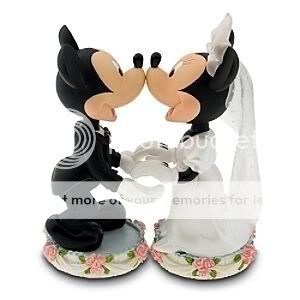 minnie-and-mickey-mouse-bobbleheads-2-pc-wedding-set.jpg