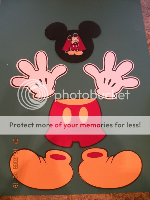 MickeyBodyPartsBook002.jpg