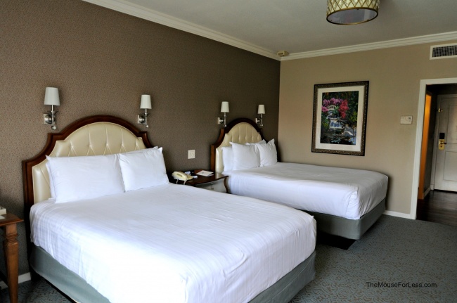 Grand-Floridian-Bedroom.jpg