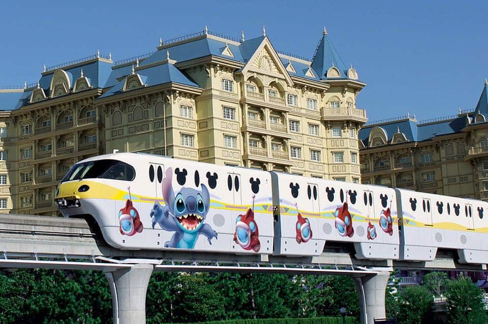 stitch-monorail-at-tokyo-disney-resort-2015.jpg